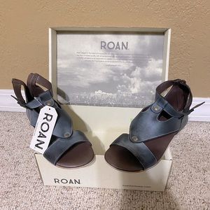 Roan sandals